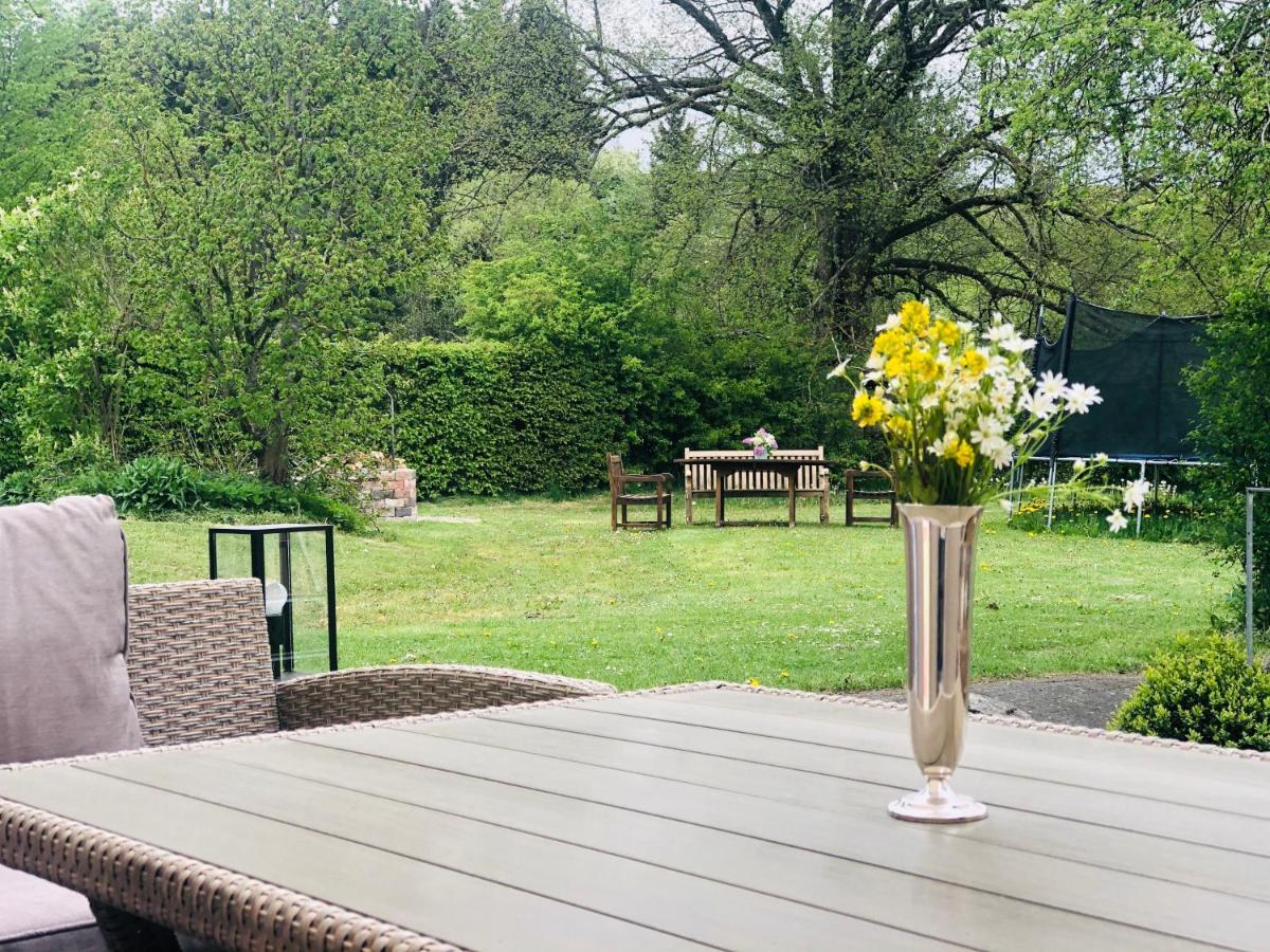 Ferienhaus Eifel Charlotte Dahlem  Екстериор снимка
