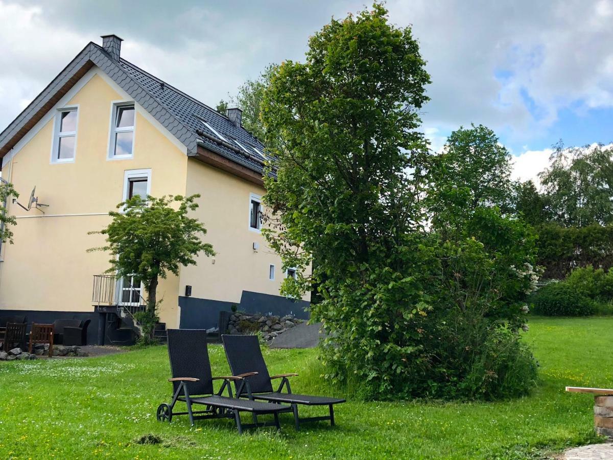 Ferienhaus Eifel Charlotte Dahlem  Екстериор снимка