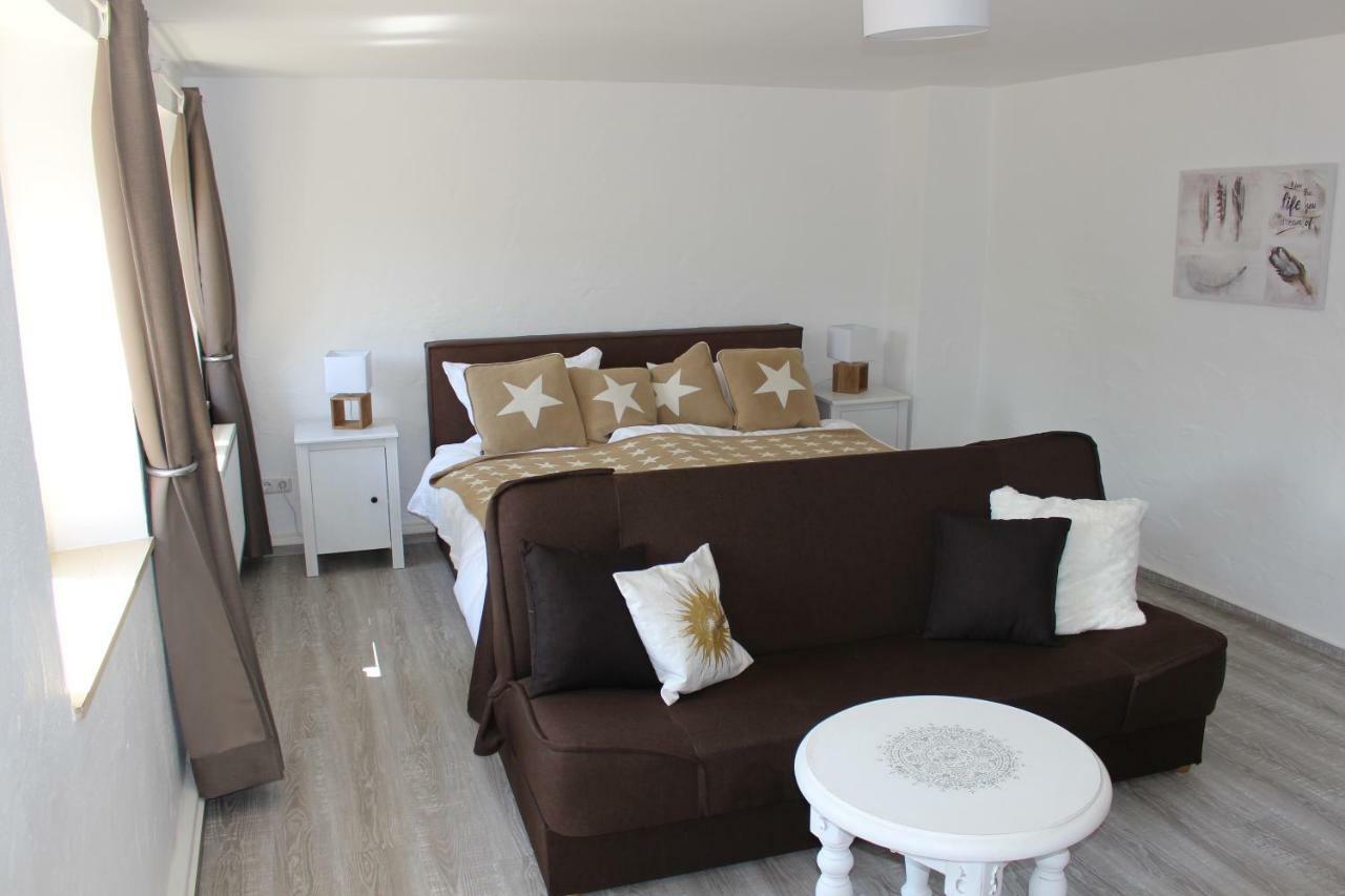Ferienhaus Eifel Charlotte Dahlem  Екстериор снимка